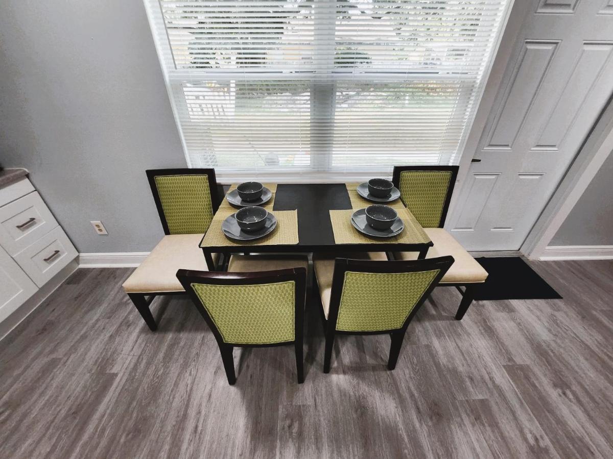Cheerful Super Suite + 2 Queen + Sofa Bed Minutes From The Airport! Tampa Kültér fotó