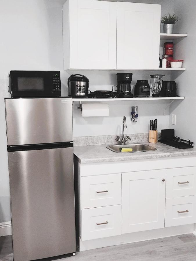 Cheerful Super Suite + 2 Queen + Sofa Bed Minutes From The Airport! Tampa Kültér fotó