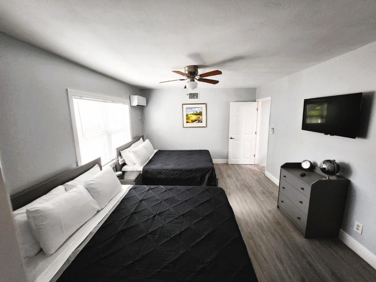 Cheerful Super Suite + 2 Queen + Sofa Bed Minutes From The Airport! Tampa Kültér fotó
